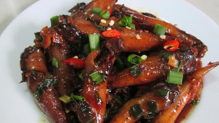 Món ngon bữa tối: Cá bống biển kho tiêu gừng thơm đậm vị 