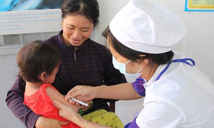 Việt Nam sản xuất vaccine cúm mùa đạt tiêu chuẩn WHO, rẻ bằng 1/3 hàng nhập