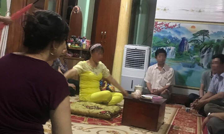 Giáp mặt “công chúa giáng trần” ngộ nhận có khả năng “cứu nhân độ thế”