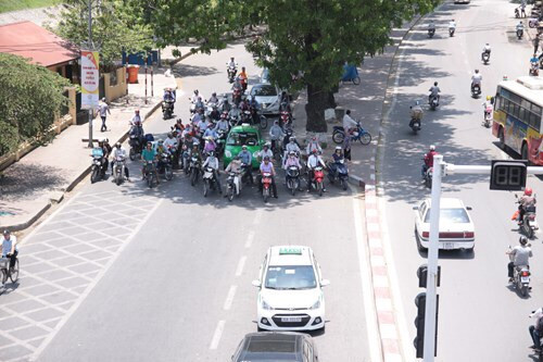 Dự báo thời tiết ngày 17/5: Nắng nóng gay gắt, nhiệt độ cao nhất 38,5 độ C