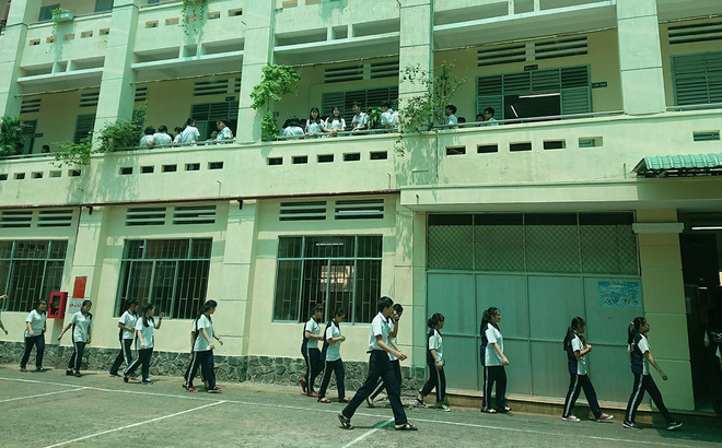 Xác minh nghi vấn nam sinh lớp 11 tự tử vì bị hạ hạnh kiểm