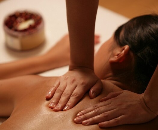 Massage vai gáy khiến quý ông tử vong: 
