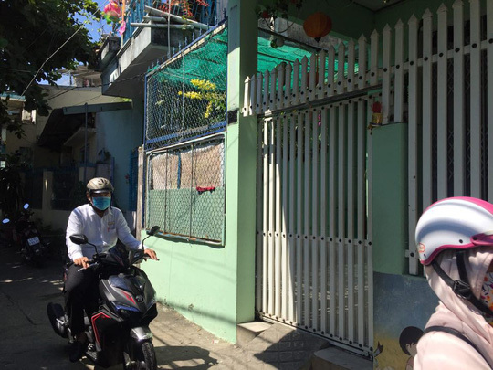 Xử lý người quay clip bạo hành trẻ: Tại sao không phải là khen thưởng?