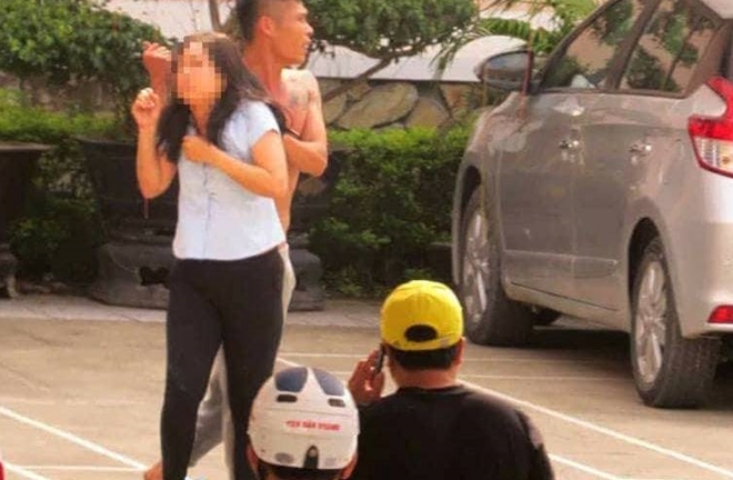 Vụ thanh niên xăm trổ khống chế nữ con tin: Cô gái trẻ kể lại giây phút kinh hoàng trong đời