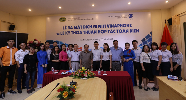 Lễ ra mắt dịch vụ Wifi Vinaphone và Lễ ký thỏa thuận hợp tác giữa VNPT và ĐH Kinh doanh & Công nghệ Hà Nội