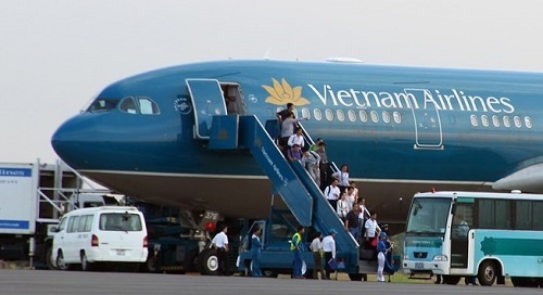 Hàng loạt phi công Vietnam Airlines xin thôi việc, Bộ GTVT lên tiếng