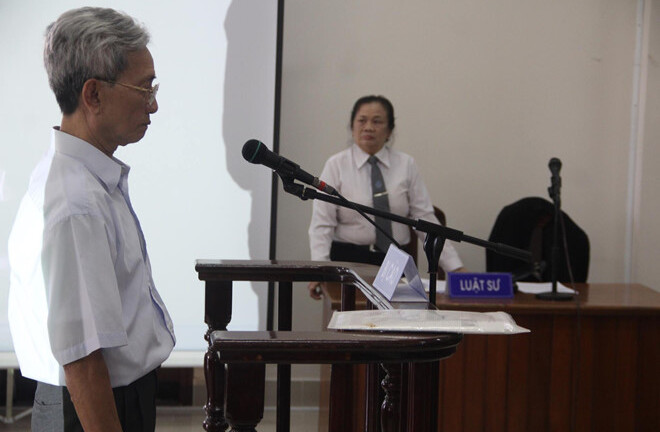 Nguyễn Khắc Thủy muốn xin hoãn thi hành án 3 năm tù về tội Dâm ô trẻ em