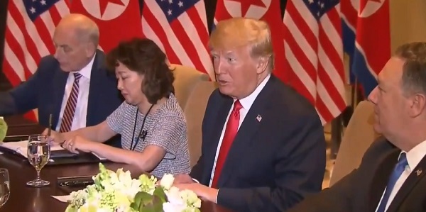 Video: Cận cảnh ông Trump và ông Kim phát biểu trong hội nghị thượng đỉnh Mỹ-Triều