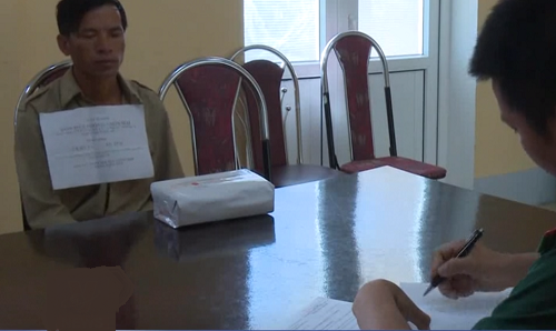 Bắt thanh niên dân tộc vận chuyển thuê 6.000 viên ma túy tổng hợp