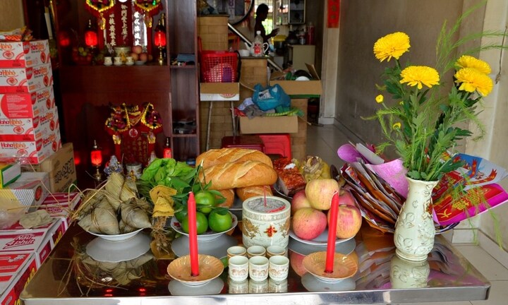 Văn khấn cúng ngày Tết Đoan Ngọ đơn giản, ngắn gọn