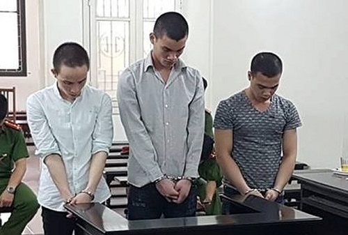 3 thanh niên lĩnh 40 năm tù vì cưỡng bức tập thể thiếu nữ