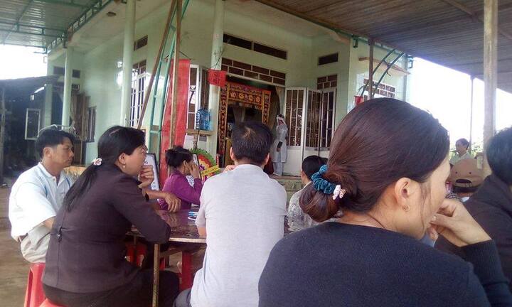Tạm giữ đối tượng đâm tử vong em rể trong lúc đi tìm vợ  