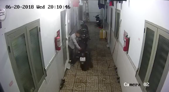 Thua cá độ mùa World Cup, nam thanh niên theo bạn đi trộm cắp