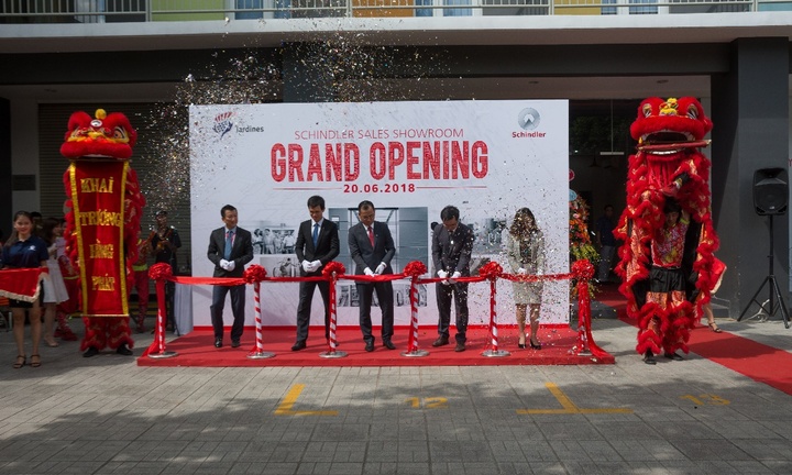 Schindler Việt Nam khai trương phòng trưng bày đầu tiên