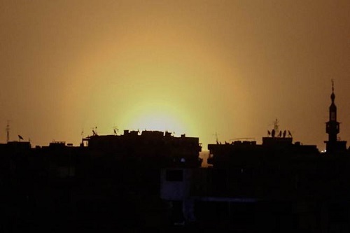 Israel bất ngờ phóng tên lửa vào sân bay ở thủ đô Syria 