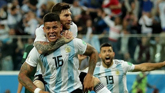 Messi “nổ súng”, Argentina vượt qua “khe cửa hẹp” tiến vào vòng 1/8