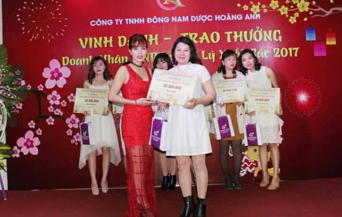 Bán sản phẩm bất hợp pháp, Công ty Đông Nam Dược Hoàng Anh đang làm trái Chỉ thị của Thủ tướng?