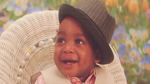 Xót xa bé 3 tuổi tử vong vì bị bỏ quên trong ô tô giữa trời nắng nóng 45 độ