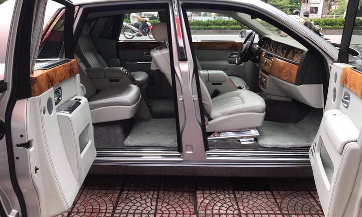 Xe Rolls-Royce đình đám của Khải Silk được rao giá hơn 8 tỷ đồng