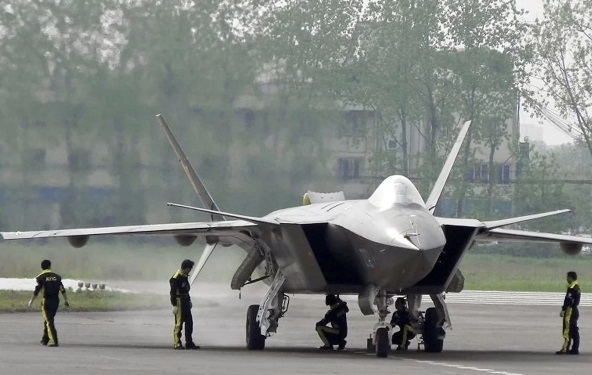 'Lên bàn cân' 2 máy bay chiến đấu hiện đại nhất của Mỹ và Trung Quốc: Rồng Đen hay Đại bàng?