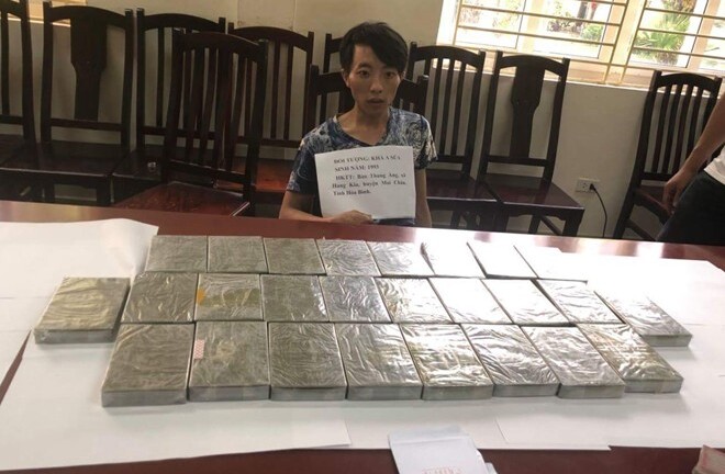 Bắt giữ đối tượng chở thuê 26 bánh heroin tại bến xe Mỹ Đình, Hà Nội