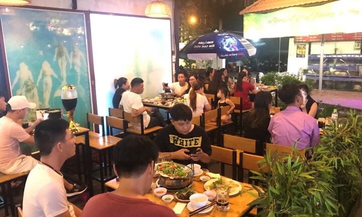 Giọng ca vàng Phương Đông thu hút khán giả