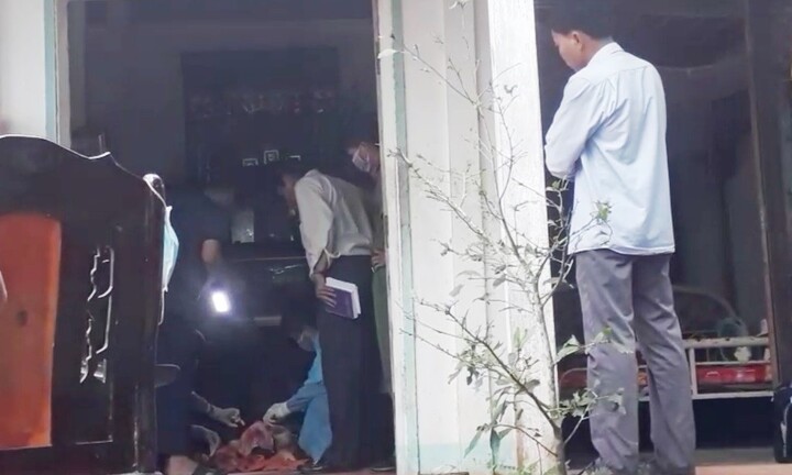 Nghi án con trai sát hại cha mẹ ruột: Mọi người vẫn chưa hết bàng hoàng 