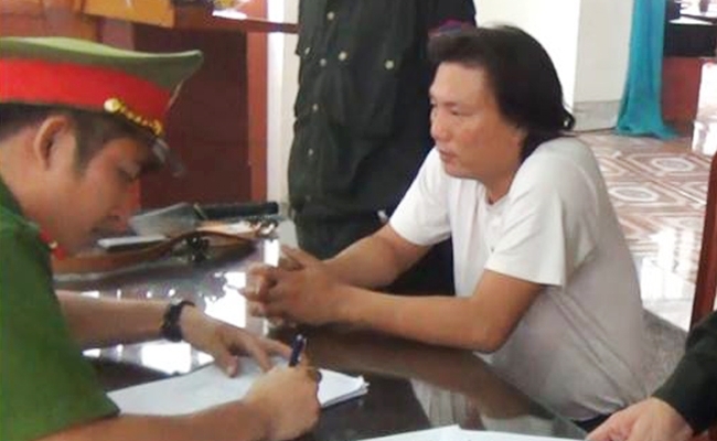 Hà Tĩnh: Bắt tài xế 2 lần lái ô tô chở gạch tông CSGT