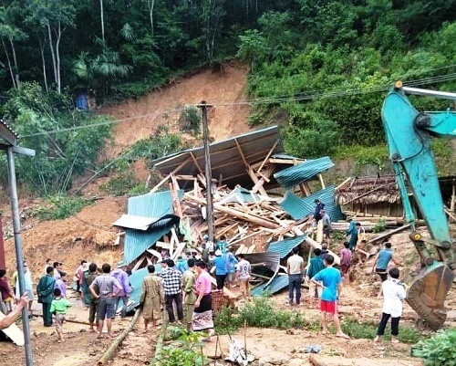 Thanh Hóa: Hàng nghìn căn nhà ngập trong