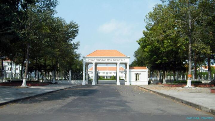 Đồng Tháp: Giám đốc Sở TN-MT và Cục trưởng Cục Thuế bị xem xét, xử lý trách nhiệm