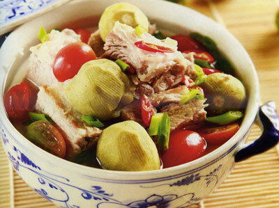 Cách làm sườn om sấu ngọt mát cho bữa tối đưa cơm