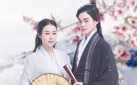 Video: Hoa Trần - vợ Việt Hoàn quay MV cổ trang tình tứ bên trai trẻ kém 15 tuổi