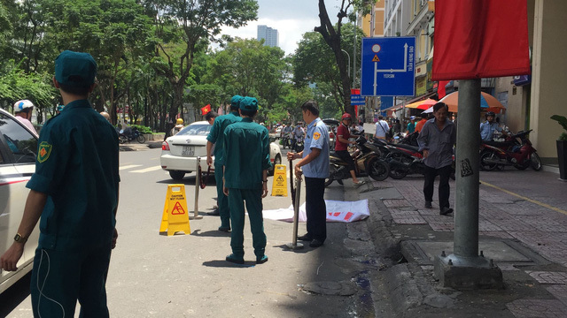 Phát hiện thi thể du khách Úc trước khách sạn ở TP.HCM