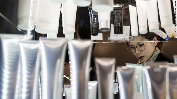 Bất ngờ với nguyên nhân khiến phụ nữ châu Á muốn làm trắng da nhất thế giới