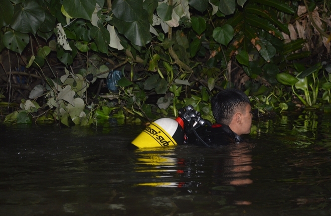 Hàng chục cảnh sát tìm kiếm bé gái 3 tuổi mất tích ở Sóc Trăng