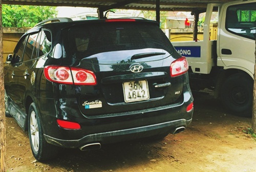 Giám đốc lao xe vào tổ công tác, một CSGT bị thương