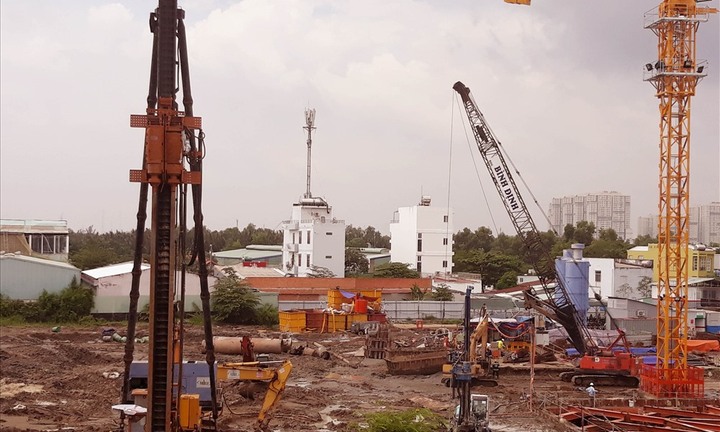 Dự án BĐS “bán lúa non” (bài 2): Doanh nghiệp địa ốc dùng “chiêu” gì để lách luật?