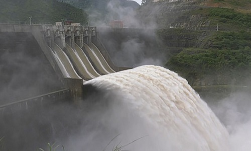 Nghệ An thừa nhận thủy điện xả lũ gây thiệt hại cho hạ du