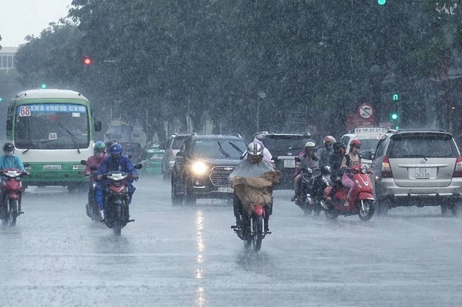 Dự báo thời tiết 27/9: Miền Bắc mưa dông diện rộng, đề phòng ngập lụt