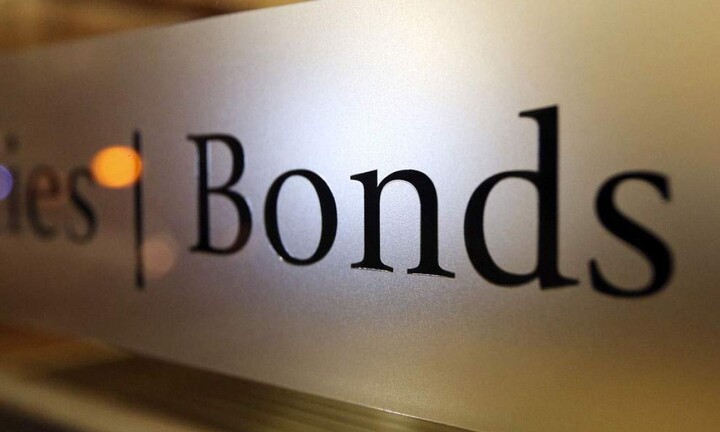 Đầu tư trái phiếu doanh nghiệp: Lãi cao hơn gửi tiết kiệm nhưng làm sao tránh rủi ro?