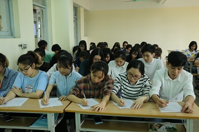 Ngôi trường sinh viên được “quyền” quyết định thu nhập của CBGV