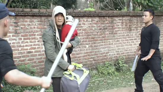 Quỳnh búp bê tập 14: Cảnh quyết dẫn Quỳnh và con trai bỏ trốn