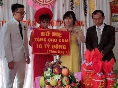 Video thực hư cô dâu chú rể Bình Phước được bố mẹ trao quà cưới 10 tỷ đồng