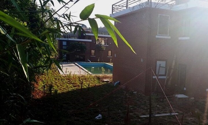 Hé lộ danh tính chủ nhân 18 công trình 