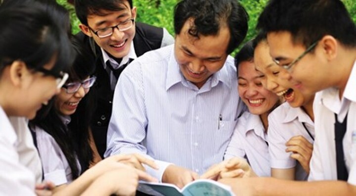 Tuyển tập những bài thơ hay nhất về thầy cô giáo để tri ân ngày 20/11