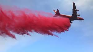 Video: Máy bay Boeing 747 chữa cháy rừng khủng khiếp ở California