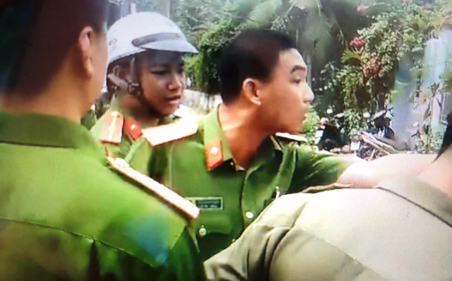 Vụ thiếu úy công an đe dân