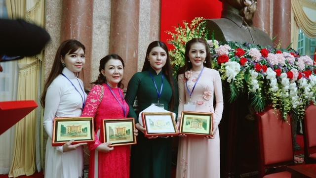 Mỹ phẩm Phúc Ngân tổ chức Gala hoành tráng “Vinh danh Người Phụ nữ” năm 2019