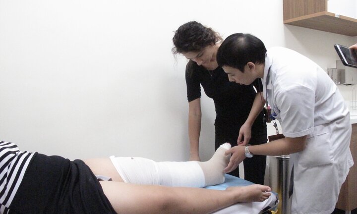 Người có chân to như chân voi: Không ngờ mắc bệnh này