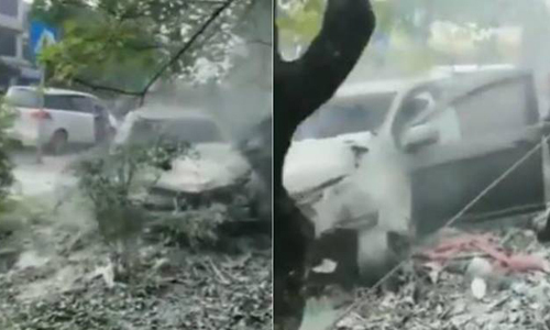 Trung Quốc: Ô tô đâm thẳng vào bến xe buýt, 7 người thiệt mạng